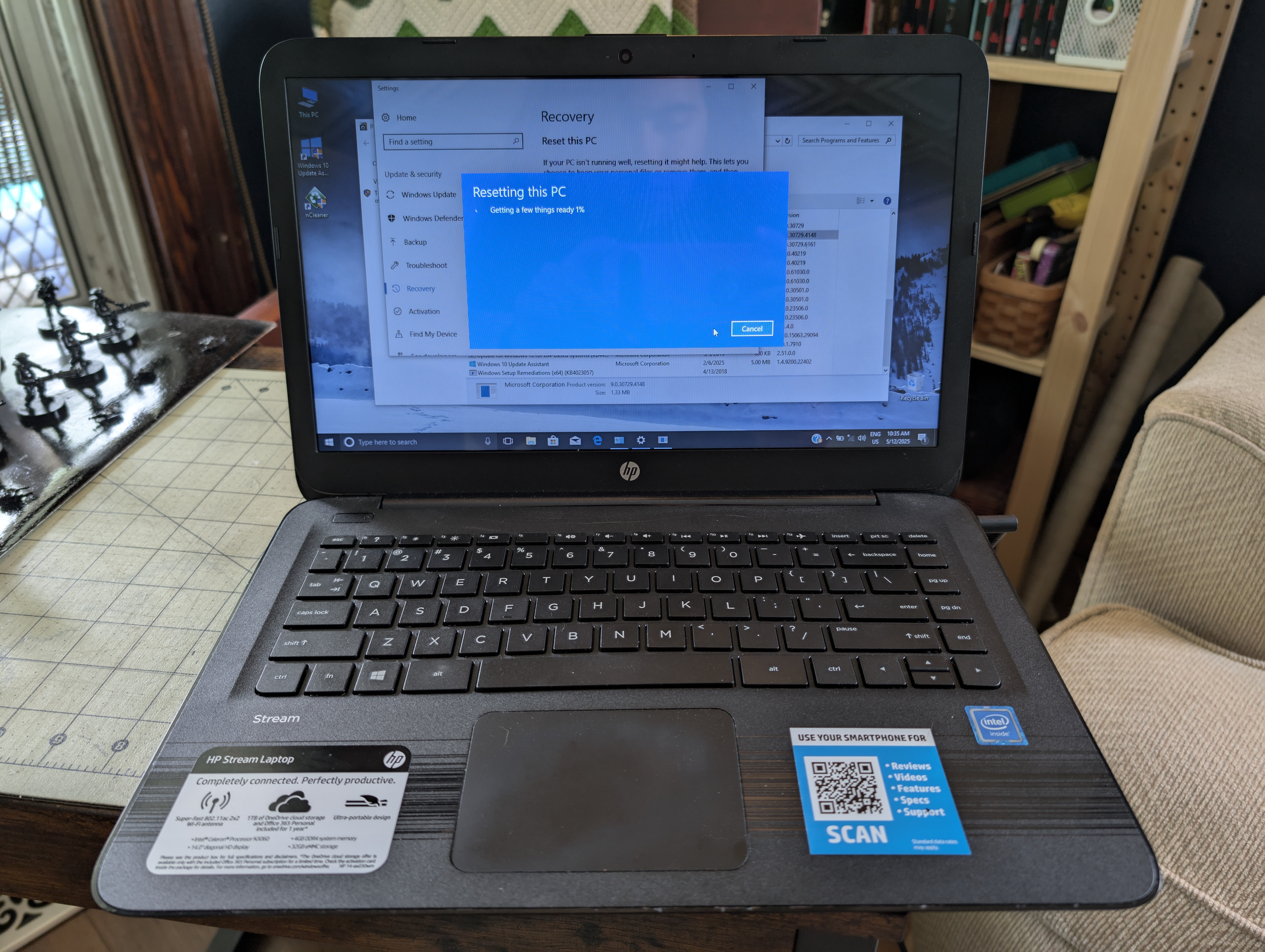 A Windows 10 PC reset screen